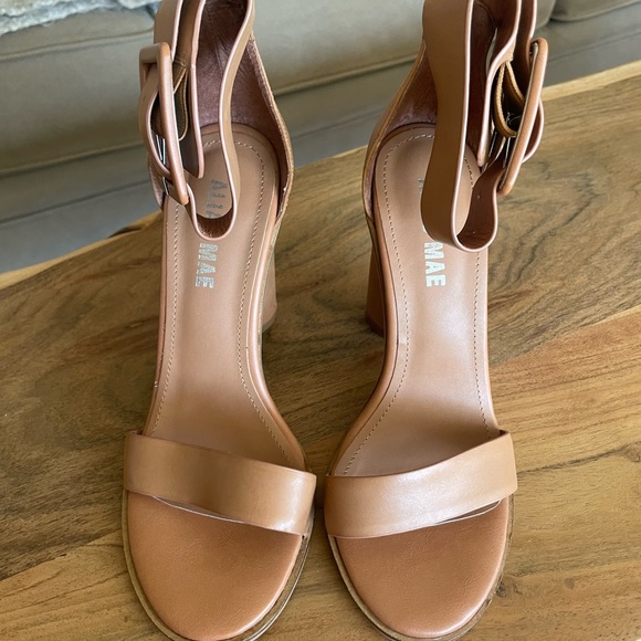 Alias Mae heels - Picture 3 of 7